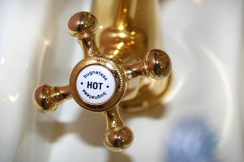 Bathroom Fitting-Faucet-Nostalgia-Gold-Hot-Water-Connection-Valve